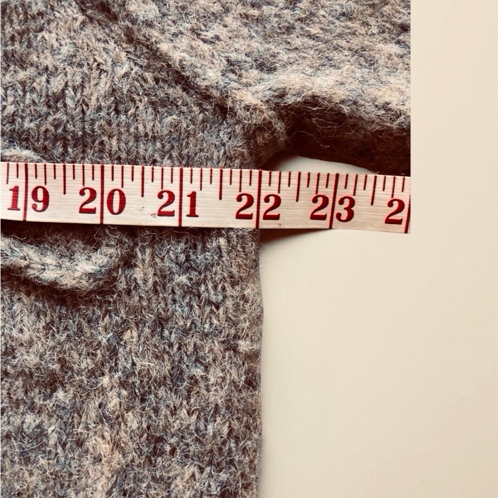 American Eagle Brown Knit Sweater – Size L, Bow Detail, Cozy Winter Style - Picture 6 of 9